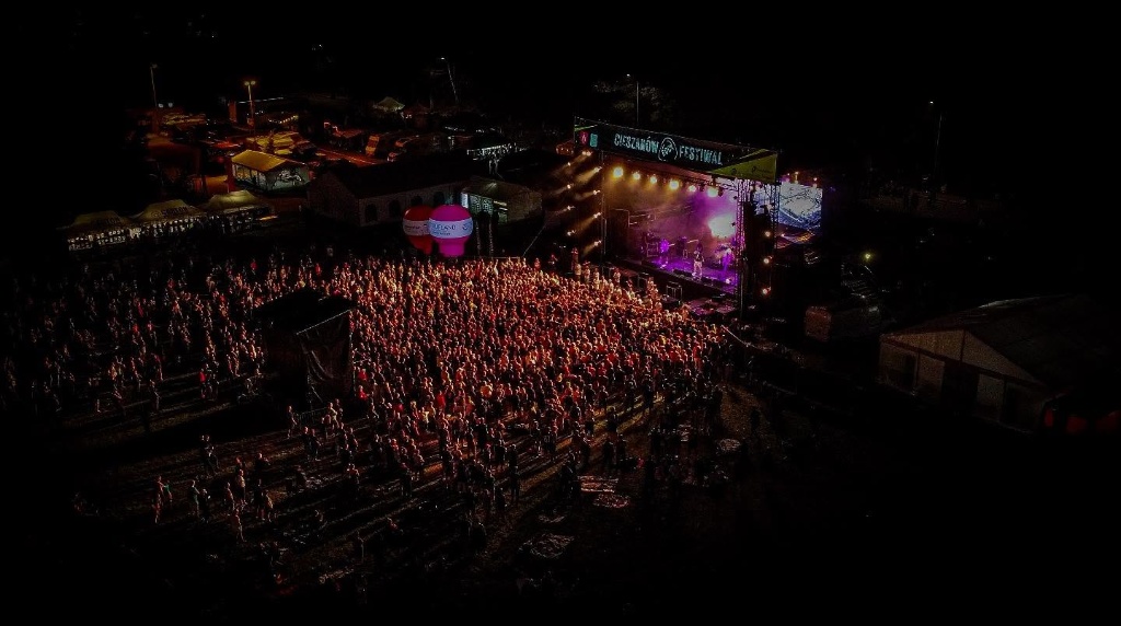 Festiwal nocą z powietrza